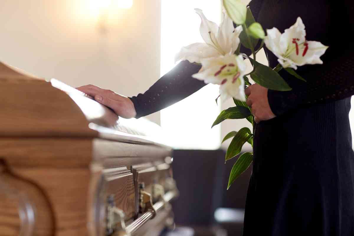 funerale pagato dallo stato